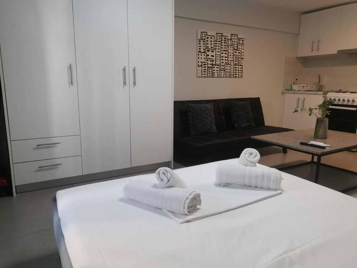 Апартаменты New Cozy Studio In Aigaleo Афины Экстерьер фото